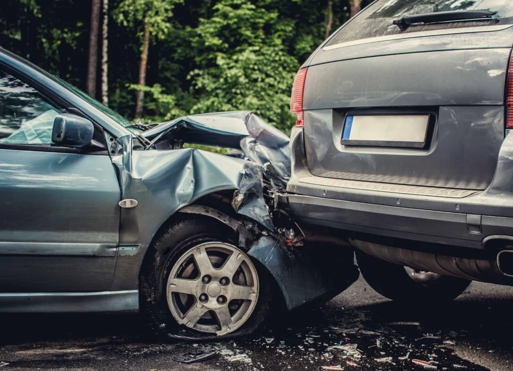 vehicle crash: image auto accident involving two cars scaled